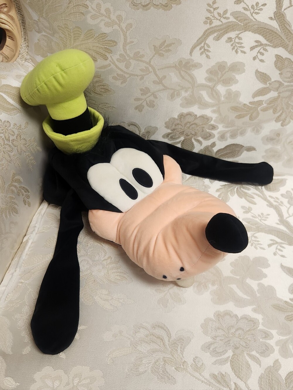 Disney Parks Goofy Youth Plush Hat - Disneyland WDW